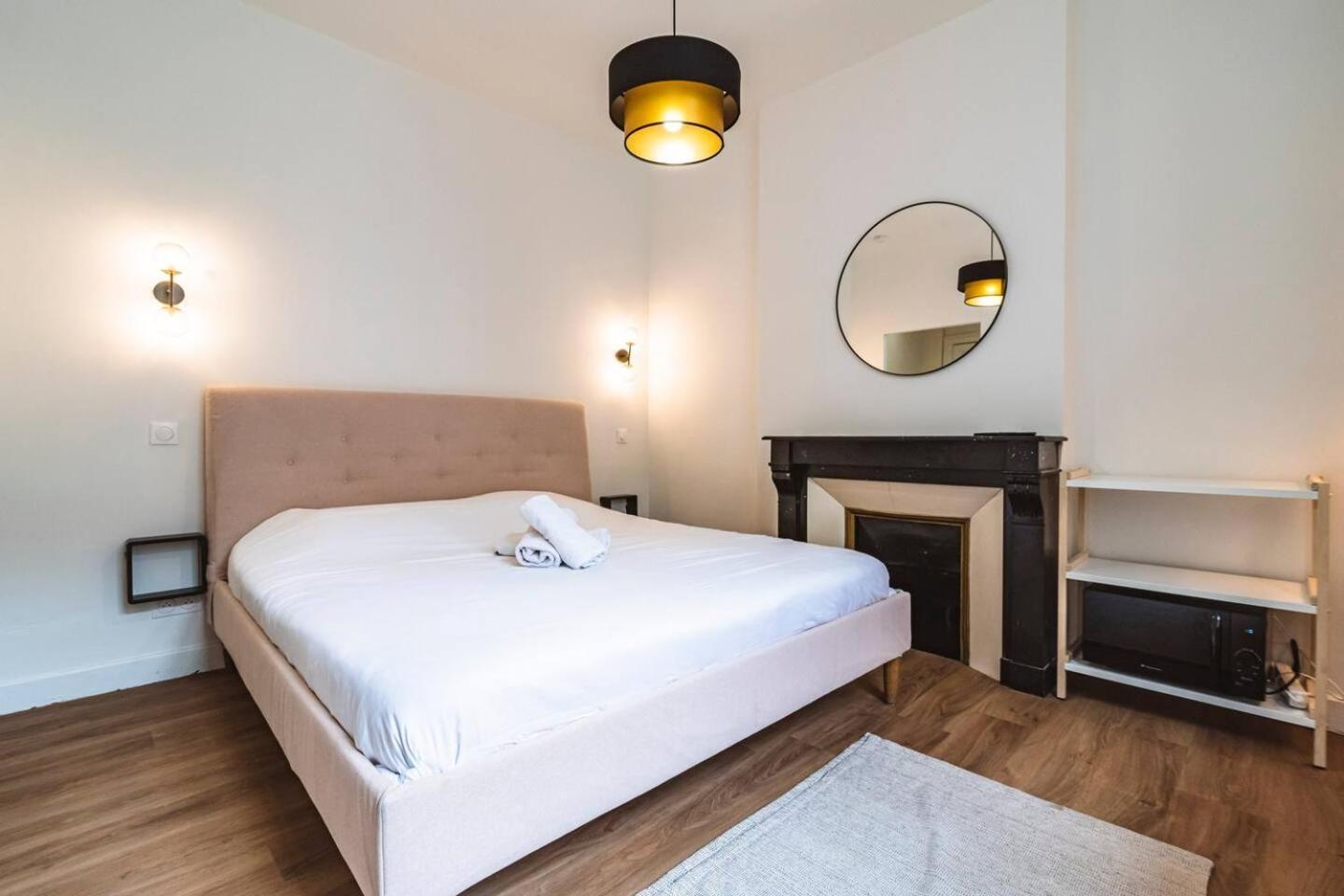 Pink, Appartement En Plein Coeur De Reims Dış mekan fotoğraf